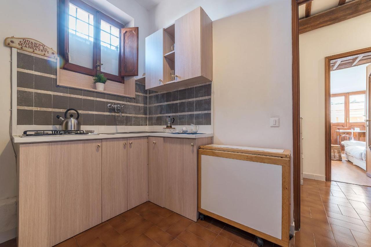 Montecitorio & Pantheon Stylish Flat Lägenhet Rom Exteriör bild